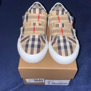 New Burberry Toddler Sneaker